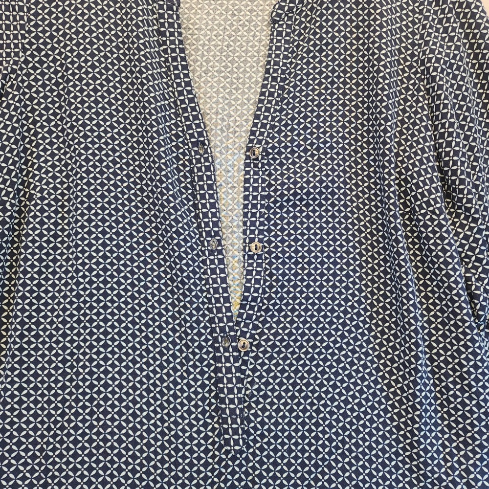 Yessica C&A Navy Geometric Print Roll Tab Sleeve Viscose Blouse Top Womens 38/40 - Picture 6 of 16